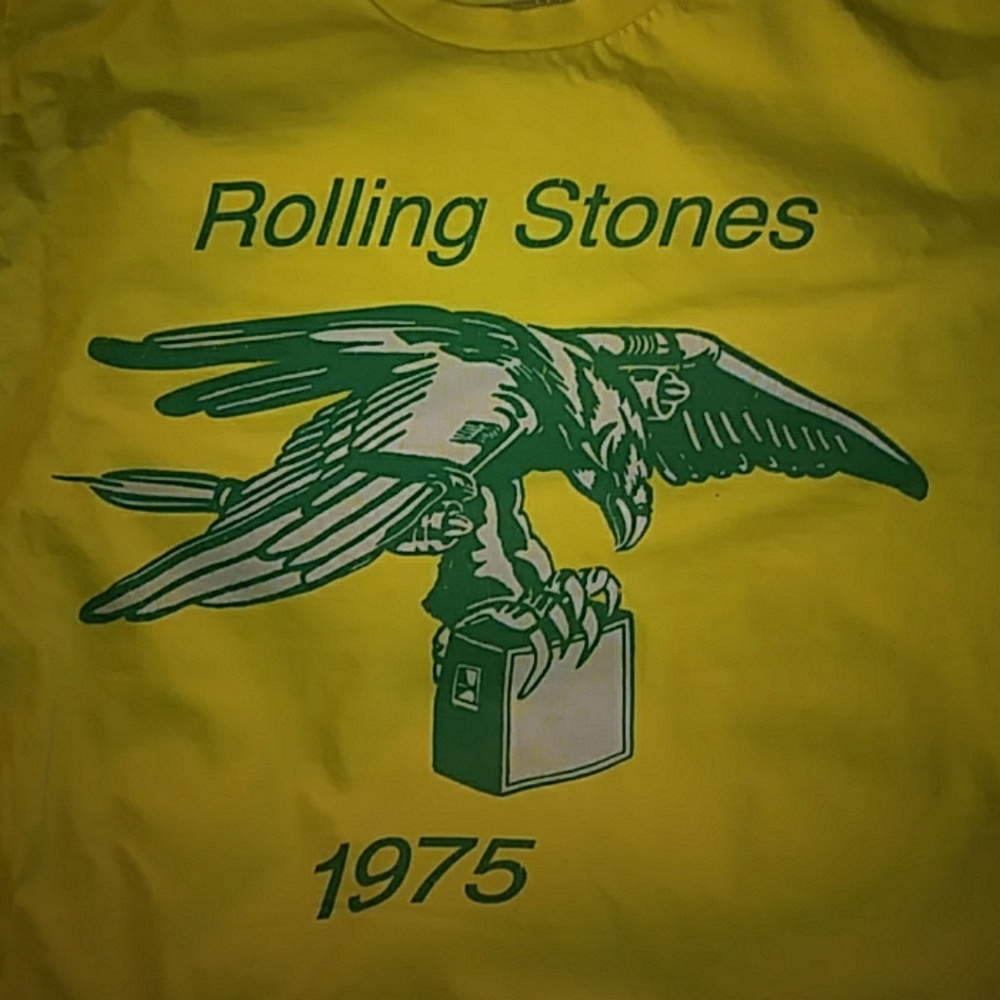 Rolling Stones Eagle w/ Amp. Electric Yellow tee